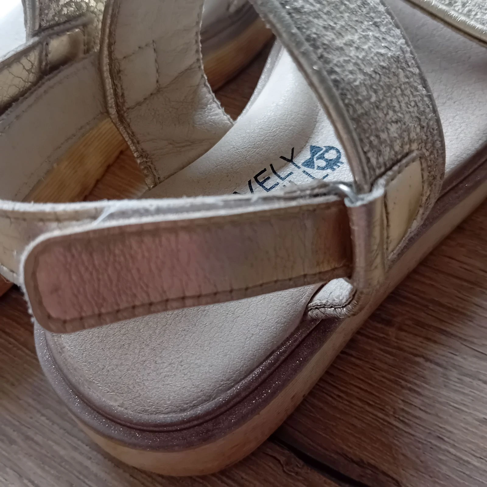 lovely skull sandals in size 28 – photo 4
